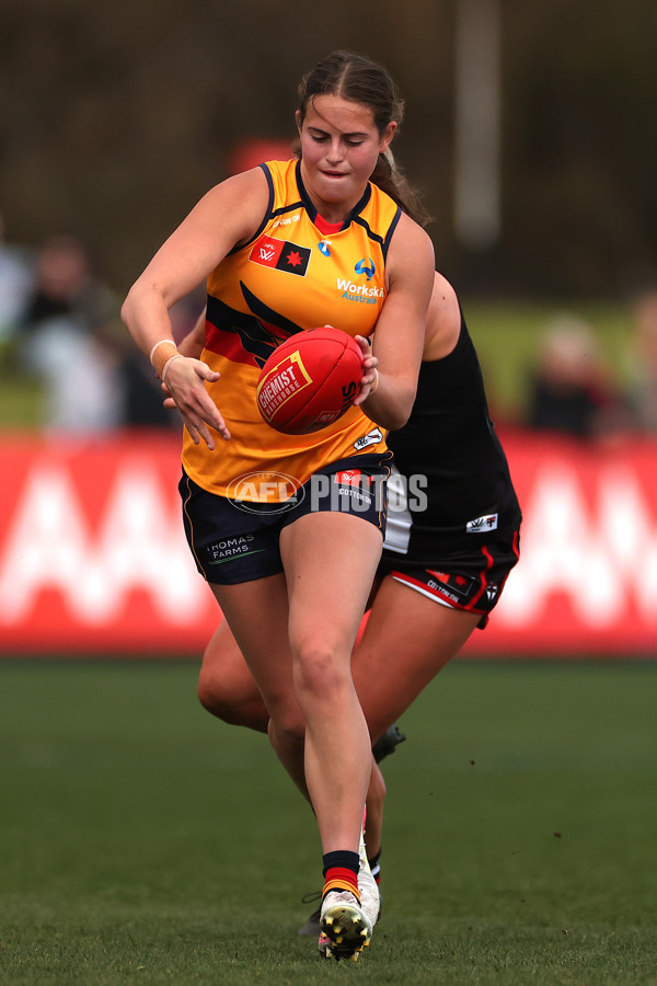AFLW 2025 Round 01 - St Kilda v Adelaide - A-61473613