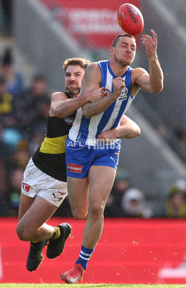 AFL 2025 Round 23 - North Melbourne v Richmond - A-61473618