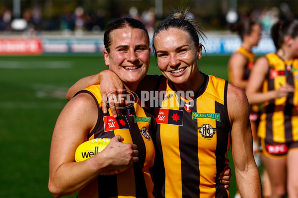 AFLW 2025 Round 01 - Brisbane v Hawthorn - A-61473639