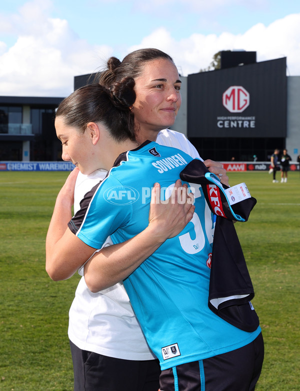 AFLW 2025 Round 01 - Port Adelaide v Fremantle - A-61474573