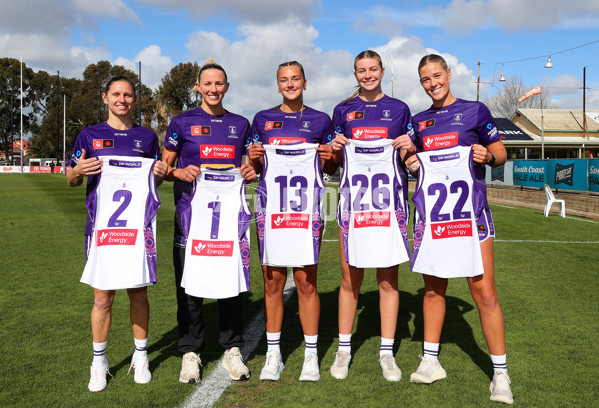 AFLW 2025 Round 01 - Port Adelaide v Fremantle - A-61474593