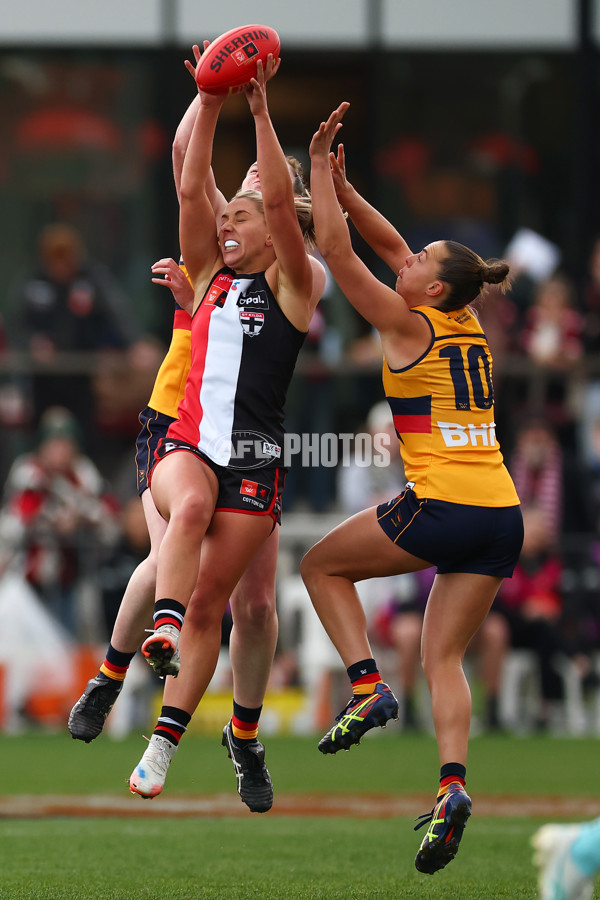 AFLW 2025 Round 01 - St Kilda v Adelaide - A-61474612