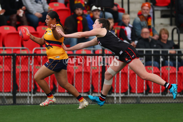 AFLW 2025 Round 01 - St Kilda v Adelaide - A-61476252