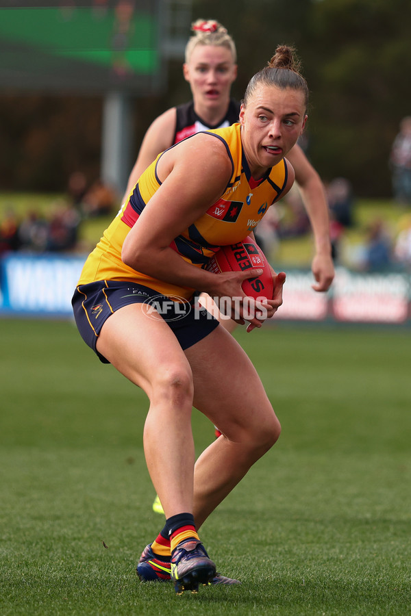 AFLW 2025 Round 01 - St Kilda v Adelaide - A-61476262