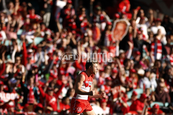 AFL 2025 Round 23 - Sydney v Geelong - A-61477031