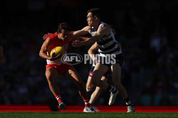AFL 2025 Round 23 - Sydney v Geelong - A-61477032