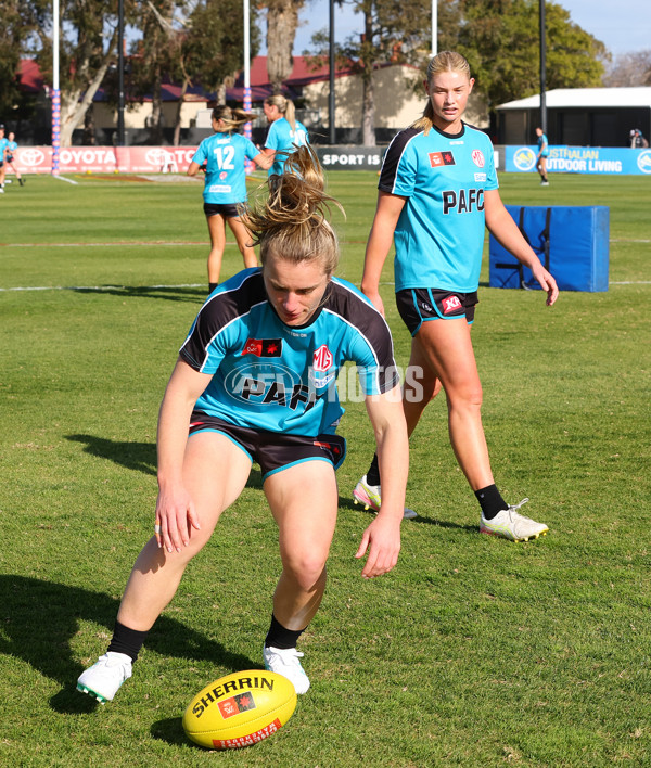 AFLW 2025 Round 01 - Port Adelaide v Fremantle - A-61479341