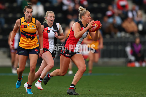 AFLW 2025 Round 01 - St Kilda v Adelaide - A-61479370