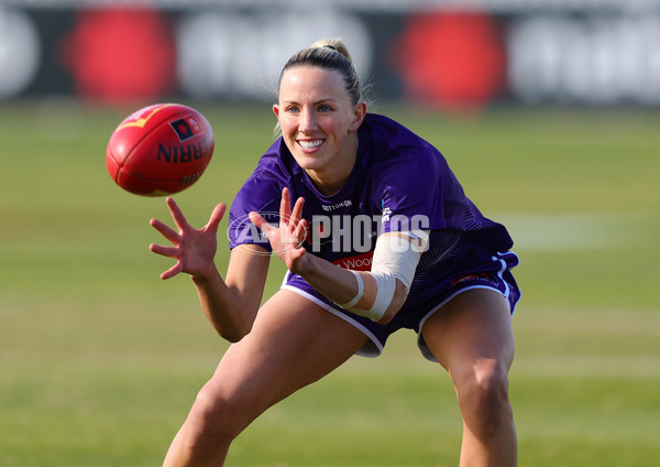 AFLW 2025 Round 01 - Port Adelaide v Fremantle - A-61479921