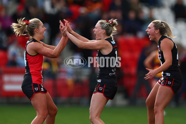 AFLW 2025 Round 01 - St Kilda v Adelaide - A-61480007