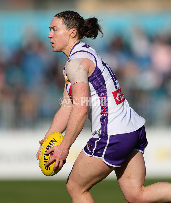 AFLW 2025 Round 01 - Port Adelaide v Fremantle - A-61482102