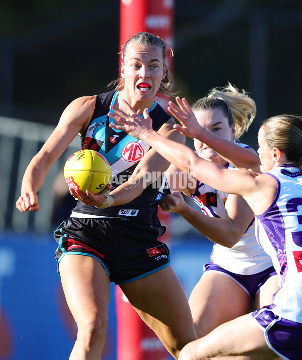 AFLW 2025 Round 01 - Port Adelaide v Fremantle - A-61482931