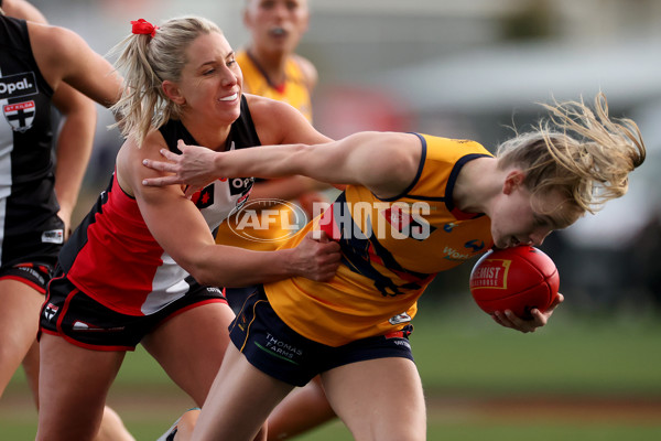AFLW 2025 Round 01 - St Kilda v Adelaide - A-61485160