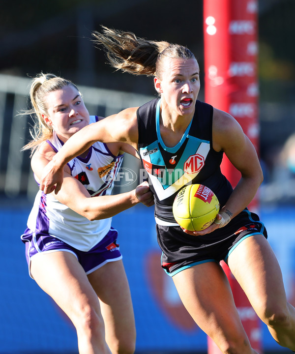AFLW 2025 Round 01 - Port Adelaide v Fremantle - A-61485719