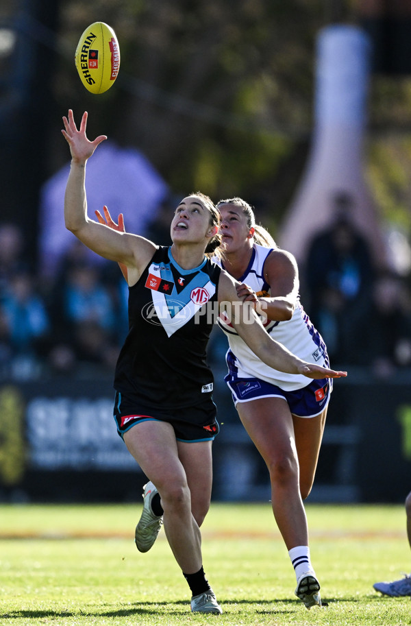 AFLW 2025 Round 01 - Port Adelaide v Fremantle - A-61487649