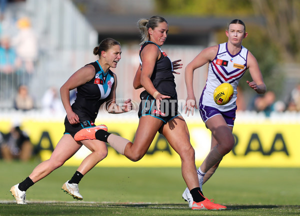 AFLW 2025 Round 01 - Port Adelaide v Fremantle - A-61490899