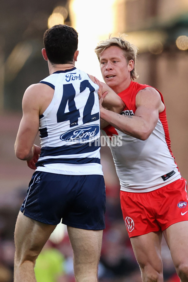 AFL 2025 Round 23 - Sydney v Geelong - A-61490920
