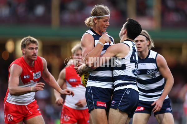 AFL 2025 Round 23 - Sydney v Geelong - A-61493270