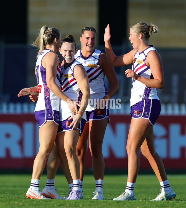 AFLW 2025 Round 01 - Port Adelaide v Fremantle - A-61493323