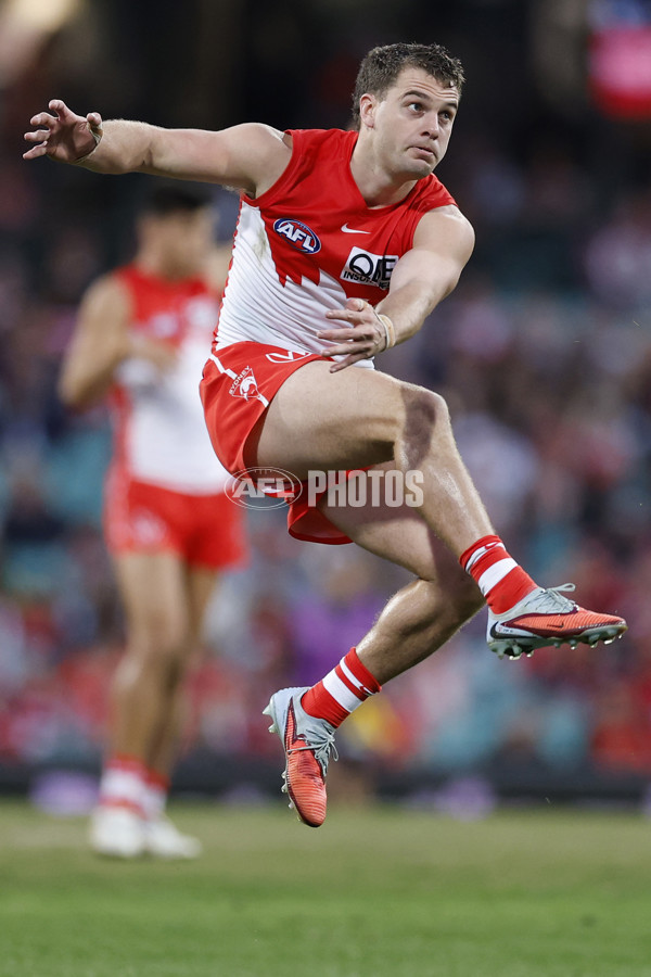 AFL 2025 Round 23 - Sydney v Geelong - A-61493343