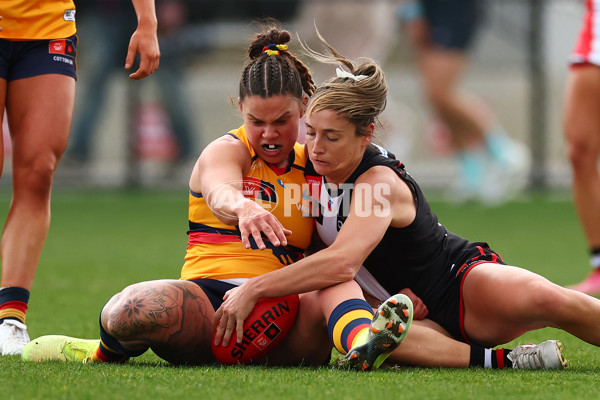 AFLW 2025 Round 01 - St Kilda v Adelaide - A-61493758
