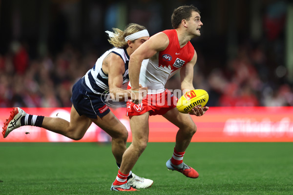 AFL 2025 Round 23 - Sydney v Geelong - A-61493805