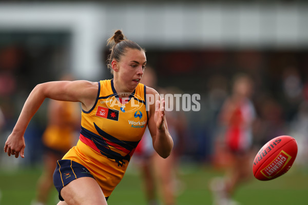 AFLW 2025 Round 01 - St Kilda v Adelaide - A-61493829
