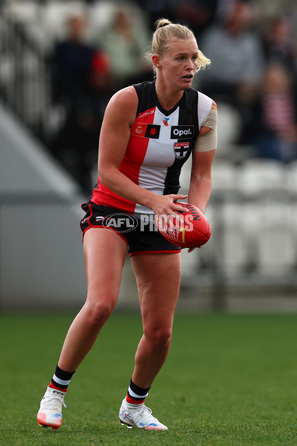 AFLW 2025 Round 01 - St Kilda v Adelaide - A-61495677