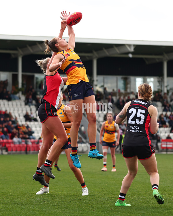 AFLW 2025 Round 01 - St Kilda v Adelaide - A-61495684