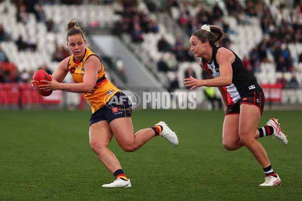 AFLW 2025 Round 01 - St Kilda v Adelaide - A-61495714