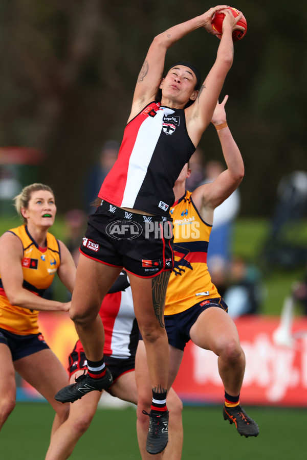 AFLW 2025 Round 01 - St Kilda v Adelaide - A-61496796