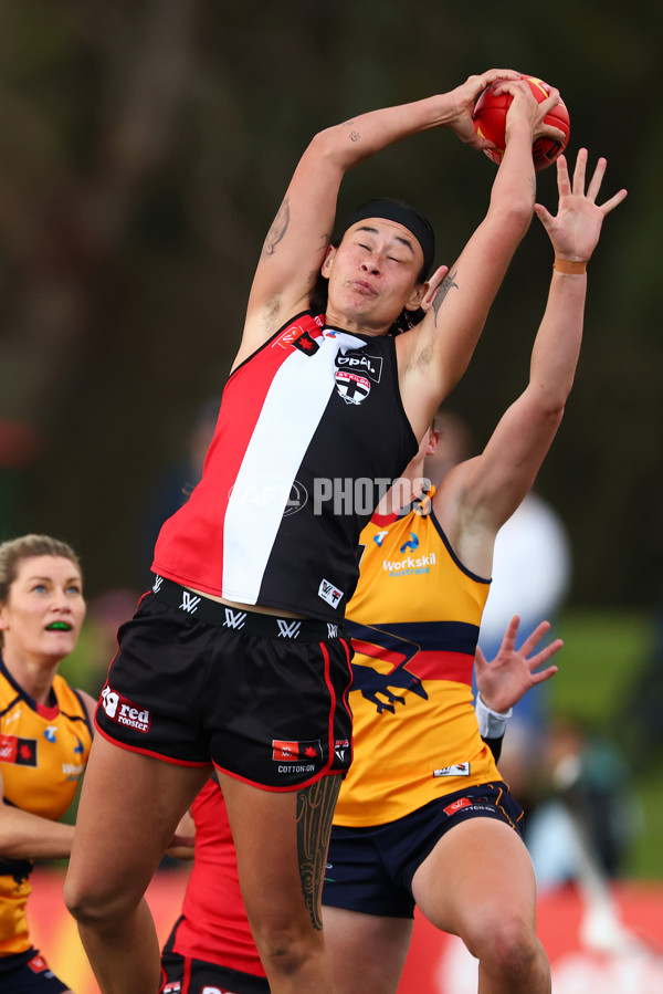AFLW 2025 Round 01 - St Kilda v Adelaide - A-61496803