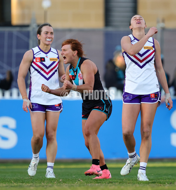 AFLW 2025 Round 01 - Port Adelaide v Fremantle - A-61496817