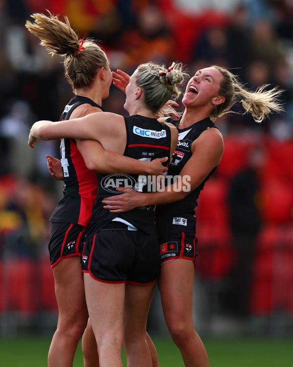 AFLW 2025 Round 01 - St Kilda v Adelaide - A-61496865