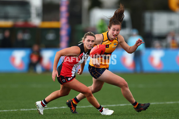 AFLW 2025 Round 01 - St Kilda v Adelaide - A-61498412