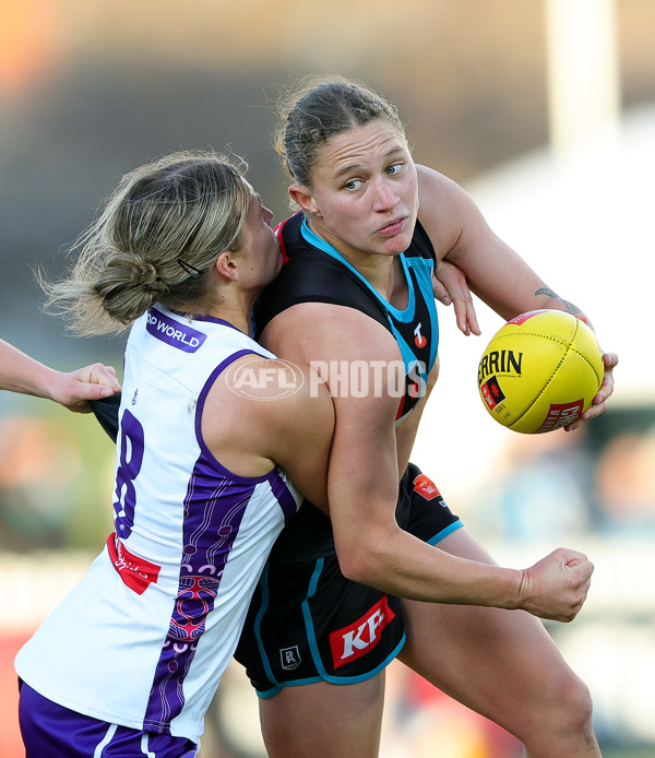 AFLW 2025 Round 01 - Port Adelaide v Fremantle - A-61498436