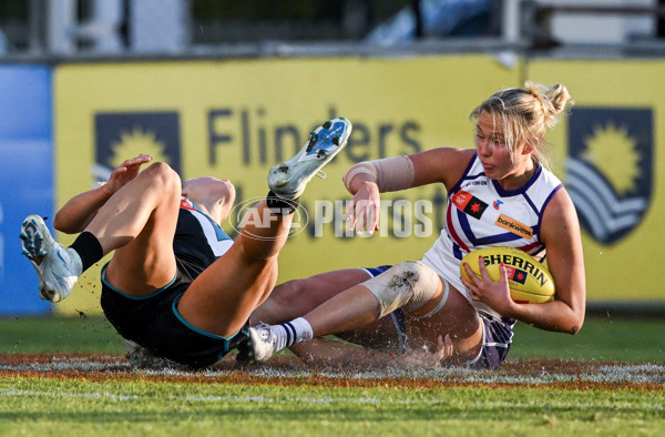 AFLW 2025 Round 01 - Port Adelaide v Fremantle - A-61501170