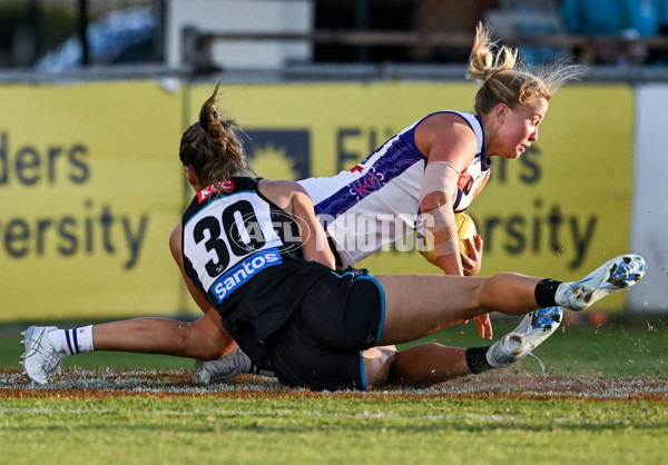 AFLW 2025 Round 01 - Port Adelaide v Fremantle - A-61502847
