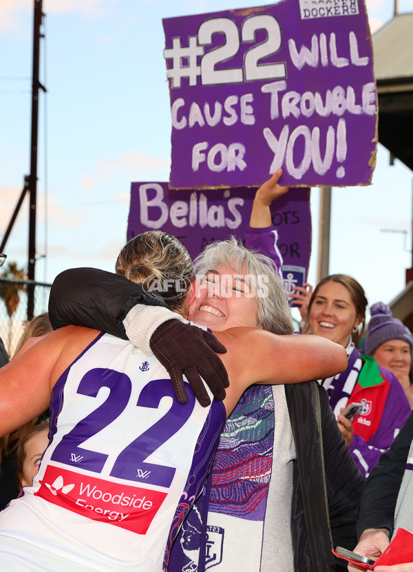 AFLW 2025 Round 01 - Port Adelaide v Fremantle - A-61502883