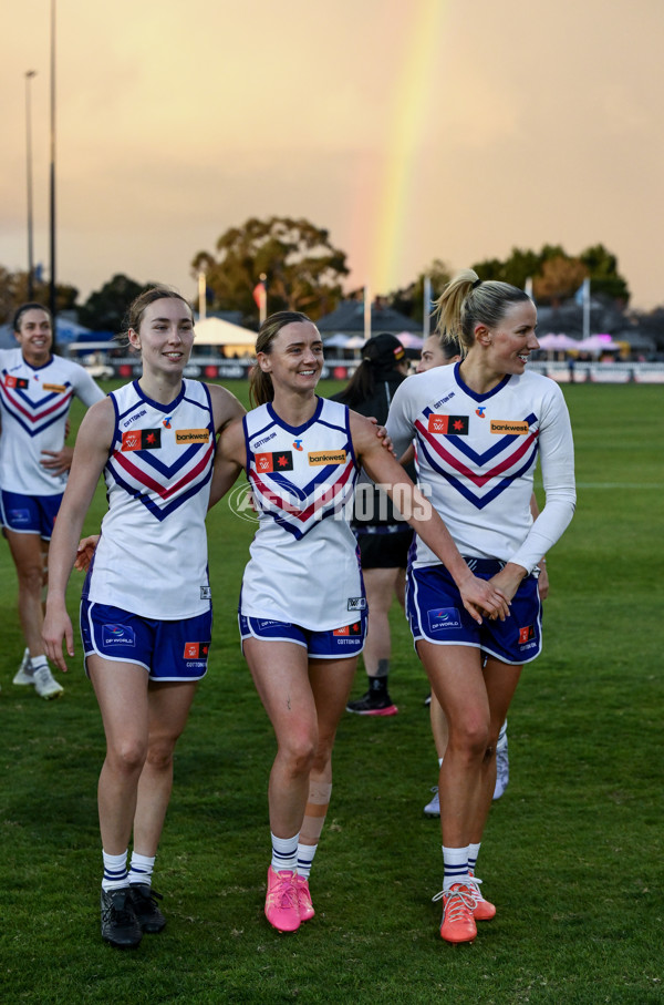 AFLW 2025 Round 01 - Port Adelaide v Fremantle - A-61502923