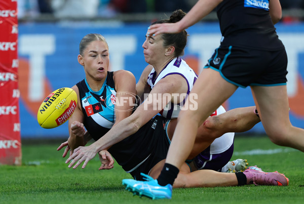 AFLW 2025 Round 01 - Port Adelaide v Fremantle - A-61505396