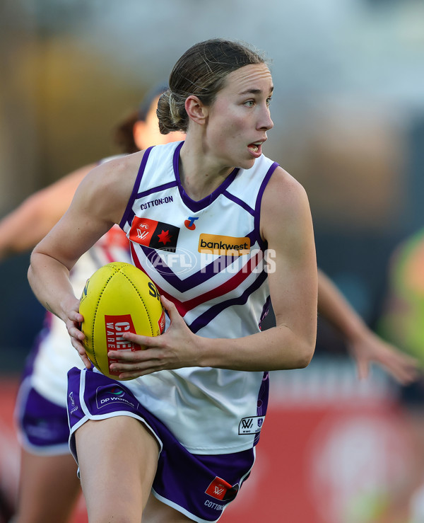 AFLW 2025 Round 01 - Port Adelaide v Fremantle - A-61505428