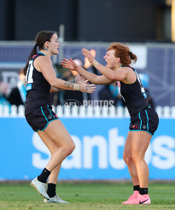 AFLW 2025 Round 01 - Port Adelaide v Fremantle - A-61506742