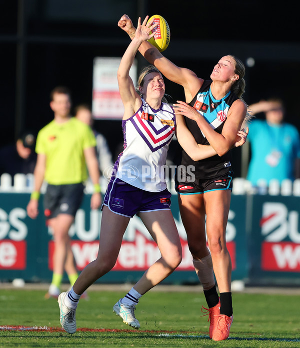 AFLW 2025 Round 01 - Port Adelaide v Fremantle - A-61506747