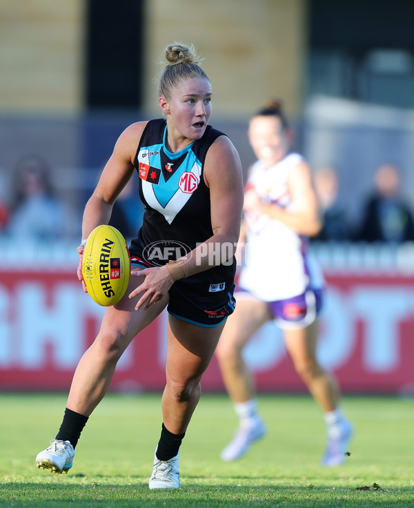 AFLW 2025 Round 01 - Port Adelaide v Fremantle - A-61508034