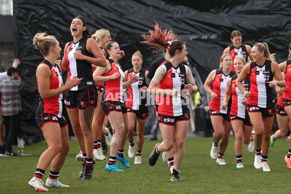 AFLW 2025 Round 01 - St Kilda v Adelaide - A-61509494