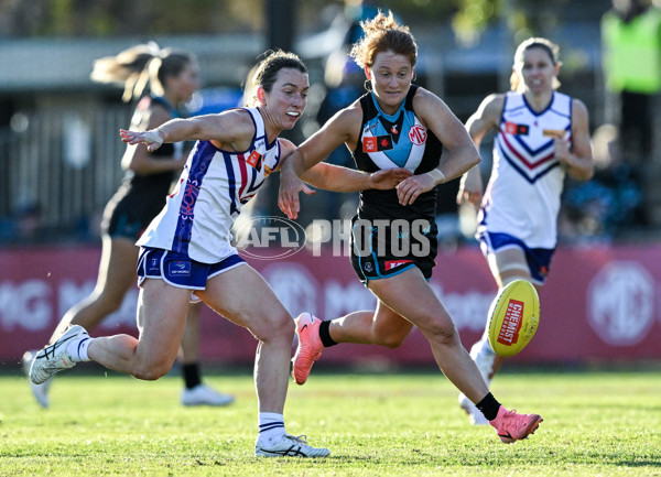 AFLW 2025 Round 01 - Port Adelaide v Fremantle - A-61509500