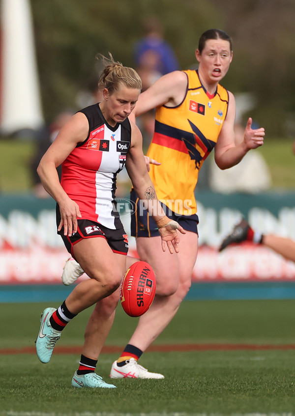AFLW 2025 Round 01 - St Kilda v Adelaide - A-61510583
