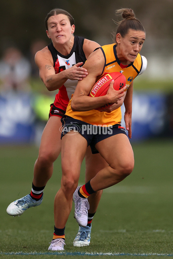 AFLW 2025 Round 01 - St Kilda v Adelaide - A-61510591
