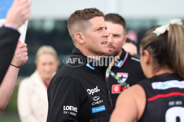 AFLW 2025 Round 01 - St Kilda v Adelaide - A-61512250